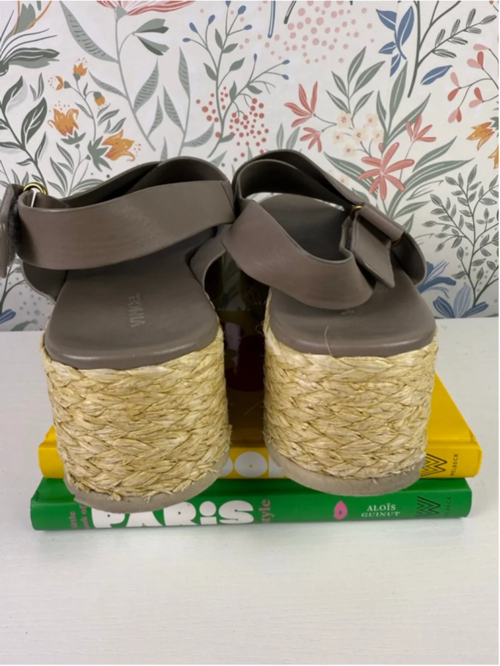 Vince Leather Espadrille Platform Sandals Taupe Slingback Wedge Size 8.5